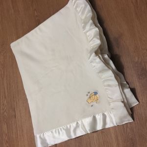 Winnie the Pooh Classic Pooh Baby Blanket